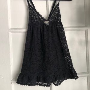 2000’s Victoria’s Secret black lace babydoll size M